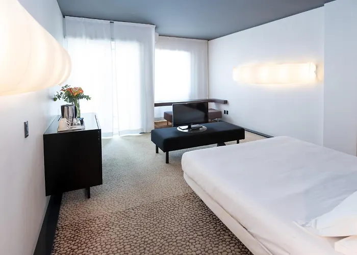 Hotel Ripa 4*